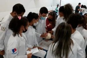 Leia mais sobre o artigo Curso de Enfermagem participa de Aula de Anatomia