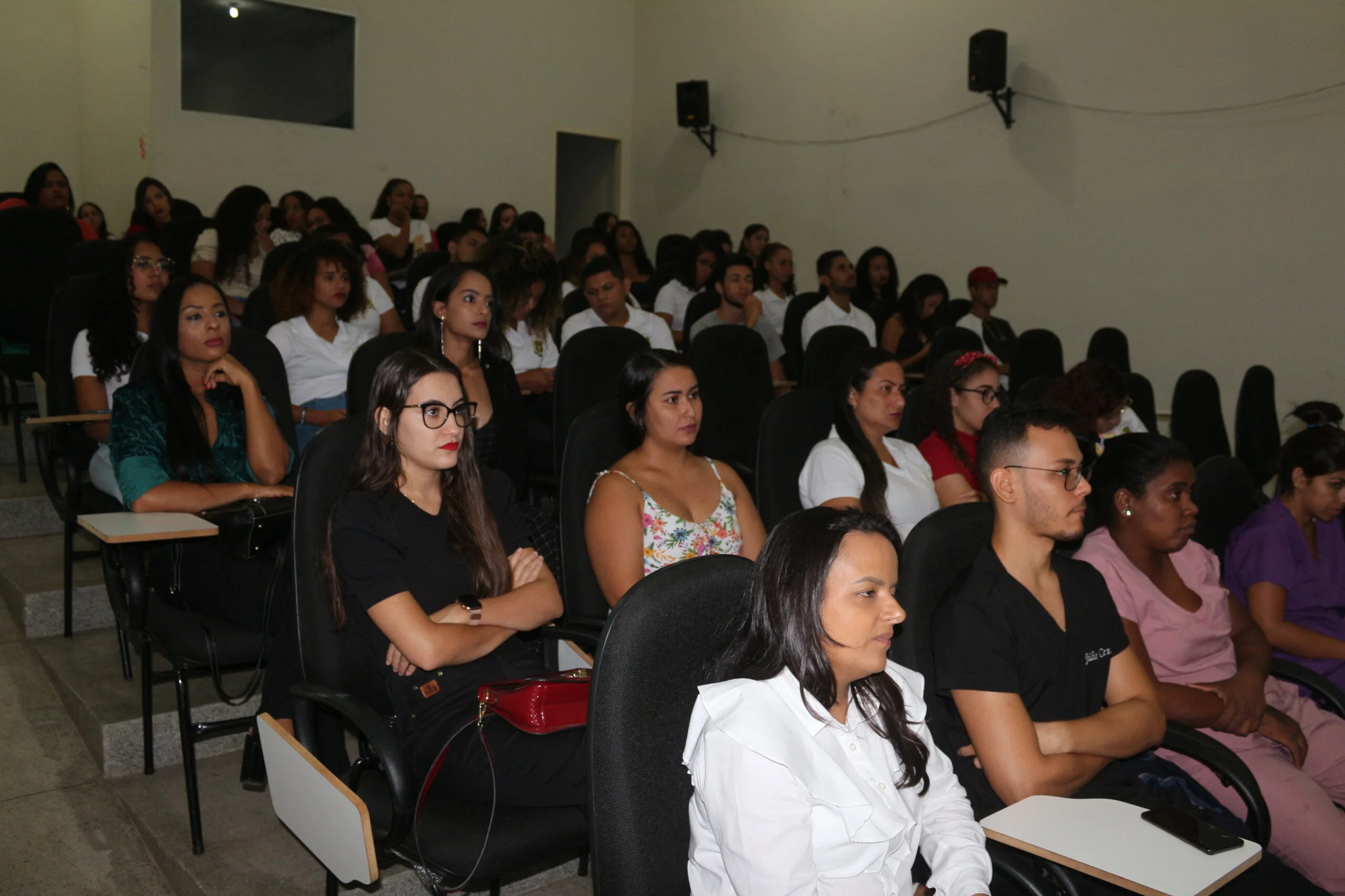 Leia mais sobre o artigo Curso de Enfermagem da Funam celebra o Dia do Enfermeiro 