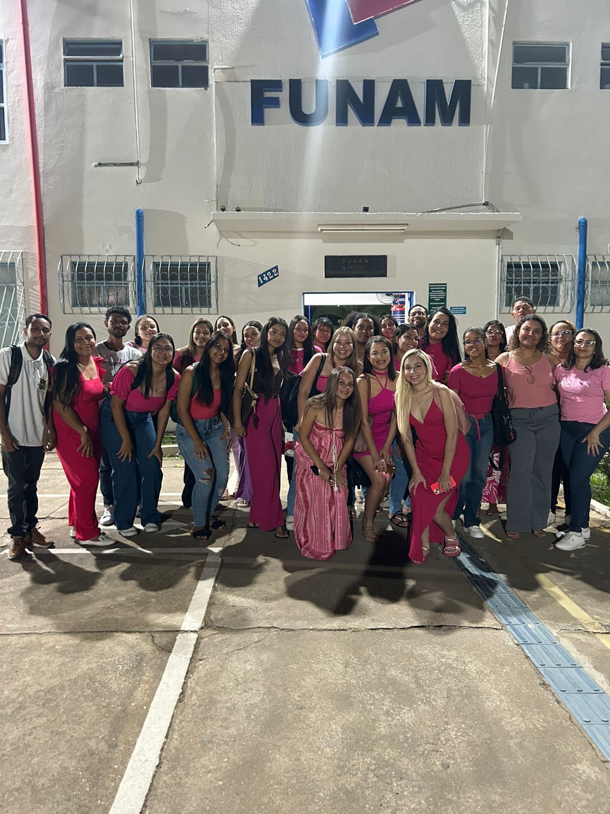 Leia mais sobre o artigo Alunos de Enfermagem da FUNAM realizam Ação de Conscientização para o Outubro Rosa